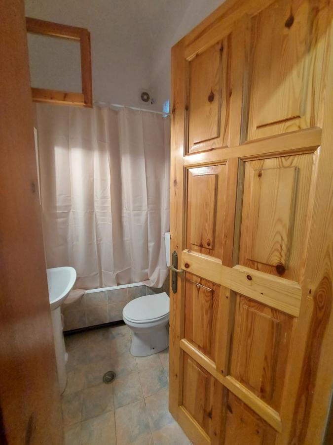 George'S Apartment Loutraki  Екстериор снимка